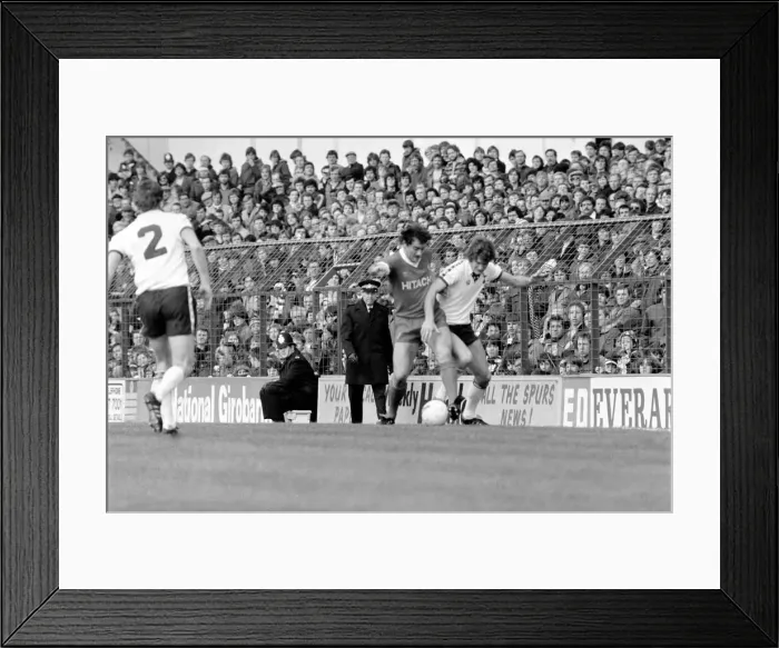 Framed Print : Tottenham Hotspur 2 v. Liverpool 0. March 1980 LF02-18-098 Local Caption Division Framed Print : Tottenham Hotspur 2 v. Liverpool 0. March 1980 LF02-18-098 Local Caption Division