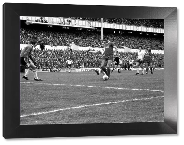 Tottenham Hotspur 2 v. Liverpool 0. March 1980 LF02-18-043 Local Caption Division