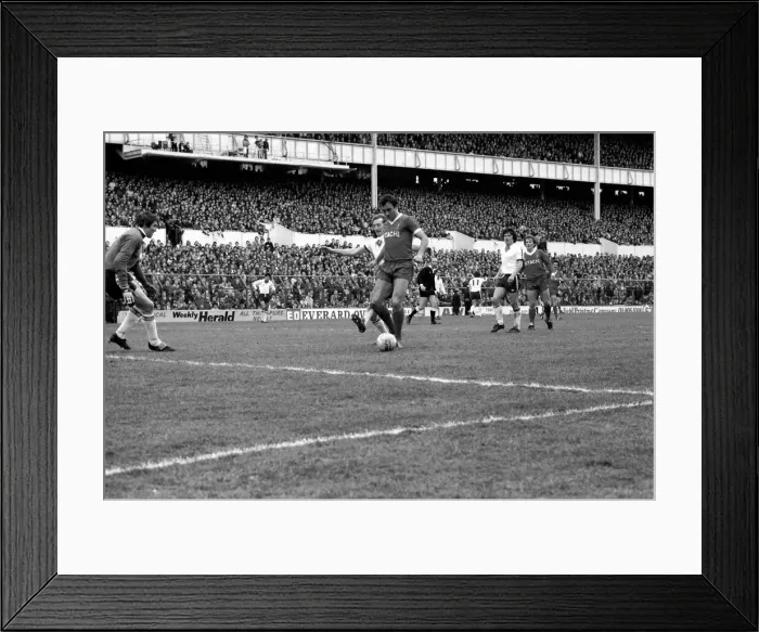 Framed Print : Tottenham Hotspur 2 v. Liverpool 0. March 1980 LF02-18-043 Local Caption Division Framed Print : Tottenham Hotspur 2 v. Liverpool 0. March 1980 LF02-18-043 Local Caption Division