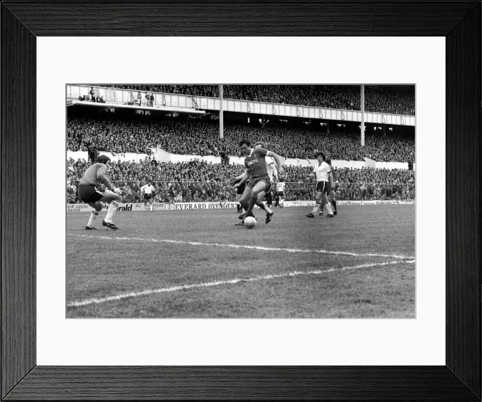 Framed Print : Tottenham Hotspur 2 v. Liverpool 0. March 1980 LF02-18-042 Local Caption Division Framed Print : Tottenham Hotspur 2 v. Liverpool 0. March 1980 LF02-18-042 Local Caption Division