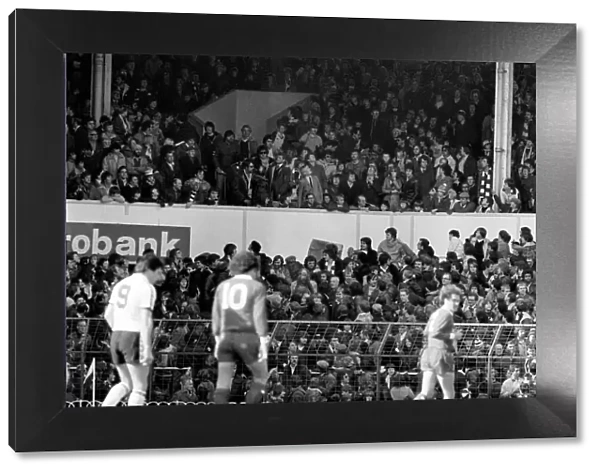 Tottenham Hotspur 2 v. Liverpool 0. March 1980 LF02-18-008 Local Caption Division
