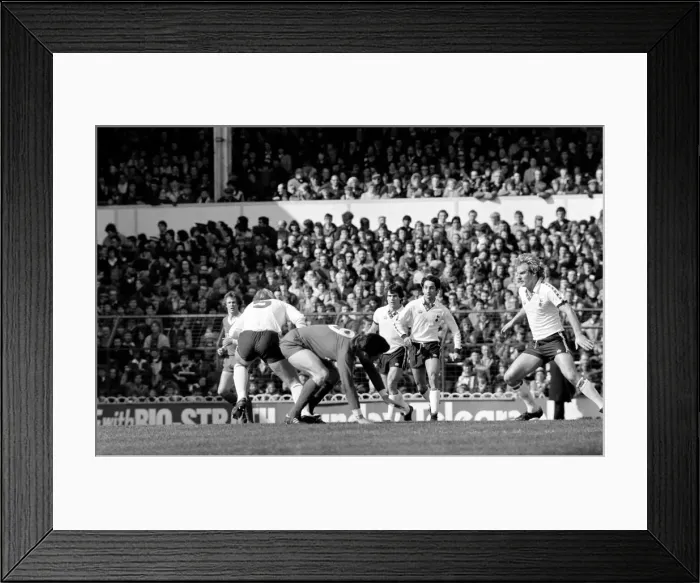 Framed Print : Tottenham Hotspur 2 v. Liverpool 0. March 1980 LF02-18-006 Local Caption Division