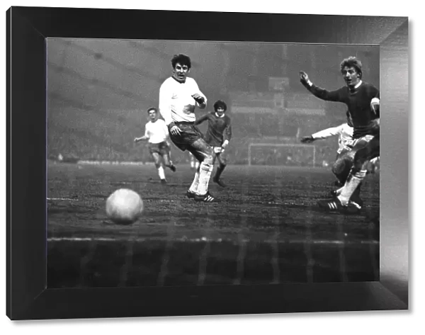 Manchester United v Rapid Vienna European Cup February 1969 George Best watches