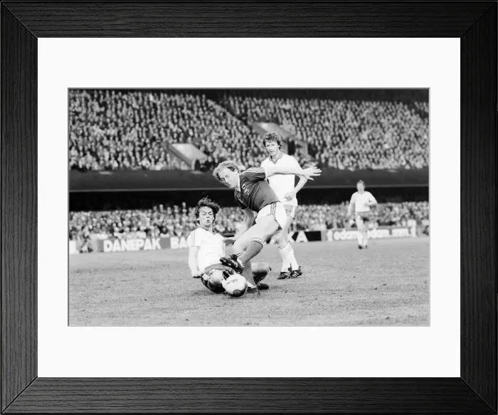 Framed Print : UEFA Cup Final First Leg at Portman Road May 1981 Ipswich Town 4 v AZ 67 Alkmaar 2 Framed Print : UEFA Cup Final First Leg at Portman Road May 1981 Ipswich Town 4 v AZ 67 Alkmaar 2