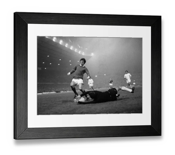 Framed Print : Manchester United v Real Madrid European Cup 1968 UEFA Champions League George