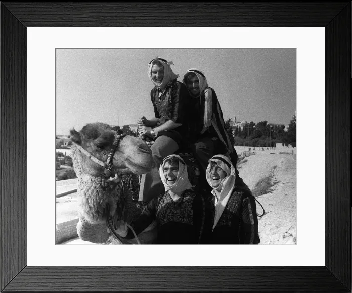 Framed Print : Arabian Knights of West Ham are (on Camel) Bobby Moore and Frank Lampard (standing Framed Print : Arabian Knights of West Ham are (on Camel) Bobby Moore and Frank Lampard (standing