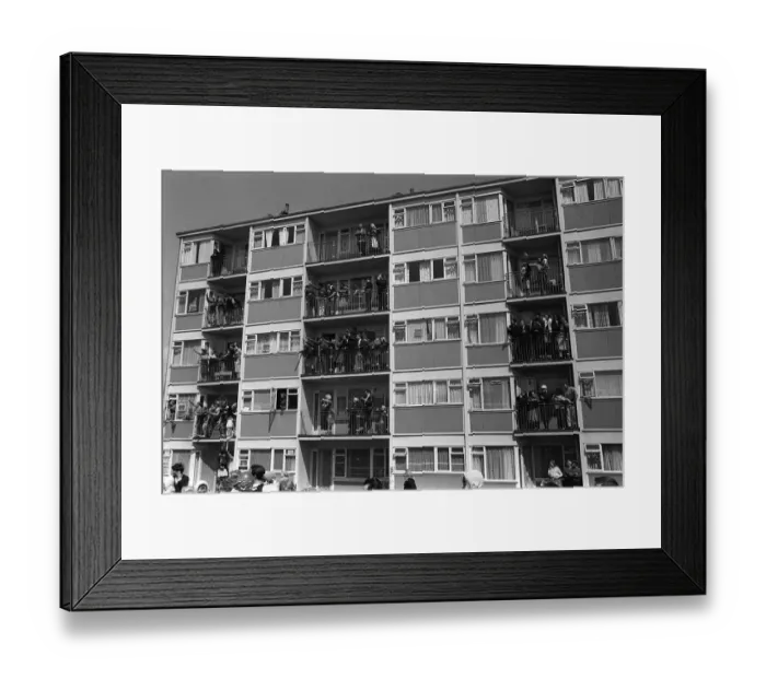 Framed Print : FA Cup Final 1964 Fans in Flats watch as the West Ham coach parades through East London