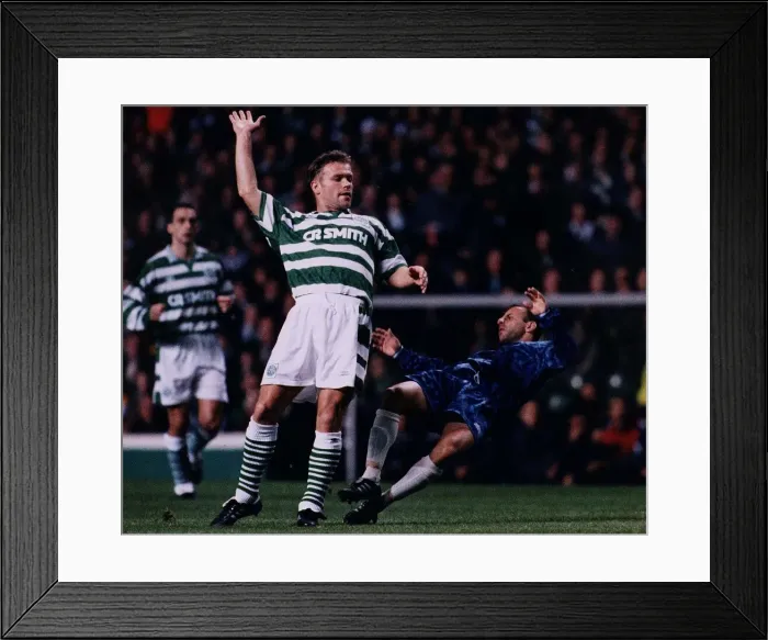 Framed Print : European Cup Winners Cup First Round Second Leg match September 1995 Celtic 4 v Framed Print : European Cup Winners Cup First Round Second Leg match September 1995 Celtic 4 v