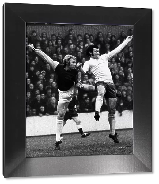 Bobby Moore West Ham Arsenal football 1971