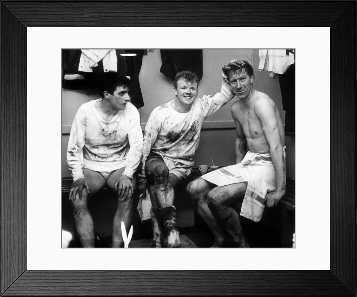 Framed Print : Jack Charlton right Billy Bremner centre and Peter Lorimer in the dressing room after