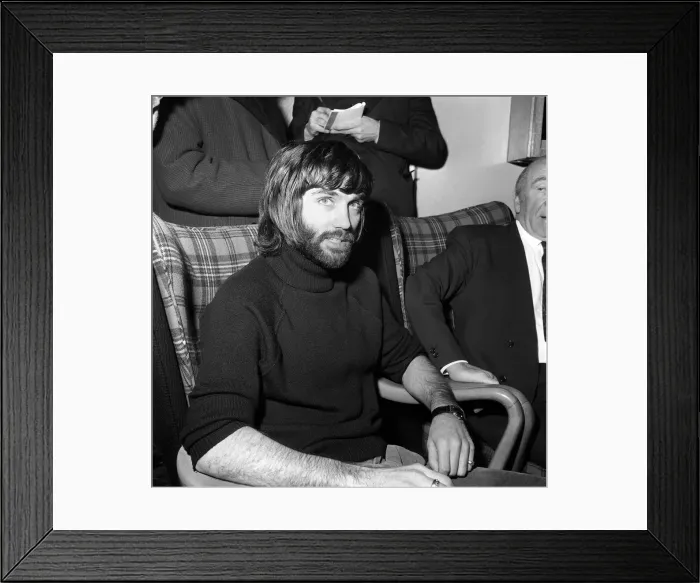 Framed Print : George Best and Sir Matt Busby January 1971 after George had returned Framed Print : George Best and Sir Matt Busby January 1971 after George had returned