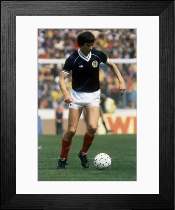 Framed Print : Alan Hansen Scotland football player Circa 1982 Framed Print : Alan Hansen Scotland football player Circa 1982
