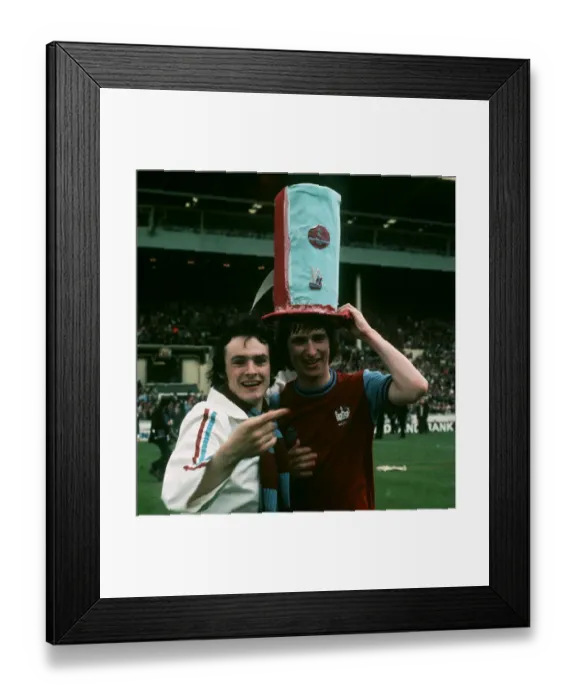 Framed Print : 1975 FA Cup Final at Wembley May 1975 West Ham United 2 v Fulham 0 West Ham