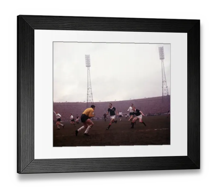 Framed Print : Gordon Banks England 1964 Scotland v England football Framed Print : Gordon Banks England 1964 Scotland v England football