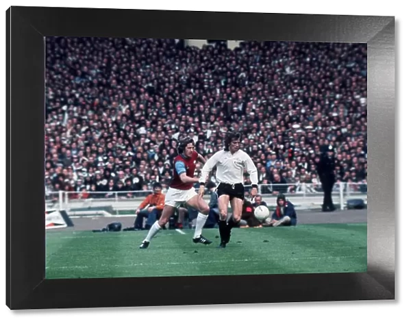 1975 FA Cup Final at Wembley May 1975 West Ham United 2 v Fulham 0 Tommy
