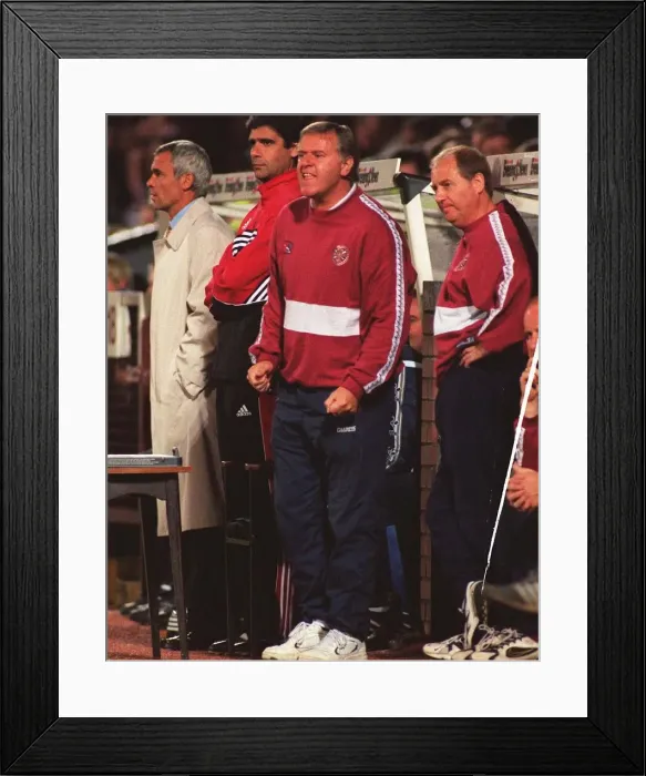 Framed Print : European Cup Winners Cup First Round First leg at Tynecastle September 1998 Heart