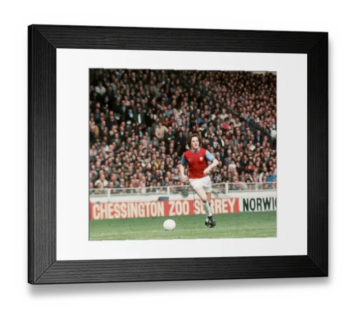 Framed Print : 1975 FA Cup Final at Wembley May 1975 West Ham United 2 v Fulham 0 West