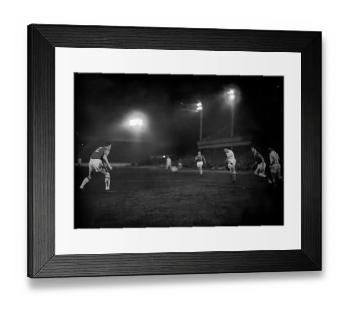 Framed Print : Arsenal v West Ham division one football match at Highbury