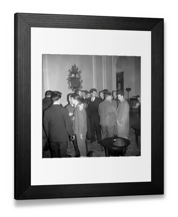 Framed Print : Footballers meet in a London Hotel to discuss the threaten strike action Framed Print : Footballers meet in a London Hotel to discuss the threaten strike action