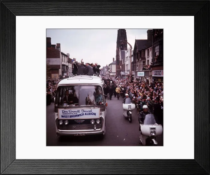 Framed Print : FA Cup final 1968 Victorious homecoming for the West Bromwich Albion team after Framed Print : FA Cup final 1968 Victorious homecoming for the West Bromwich Albion team after