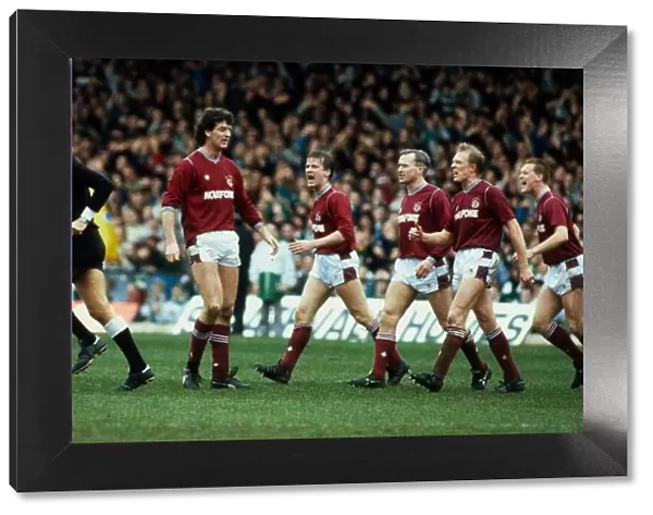 Hearts players shout at referee March 1989