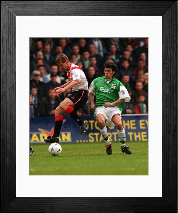 Framed Print : Gary Mackay of Airdrie beats Darren Jackson Framed Print : Gary Mackay of Airdrie beats Darren Jackson