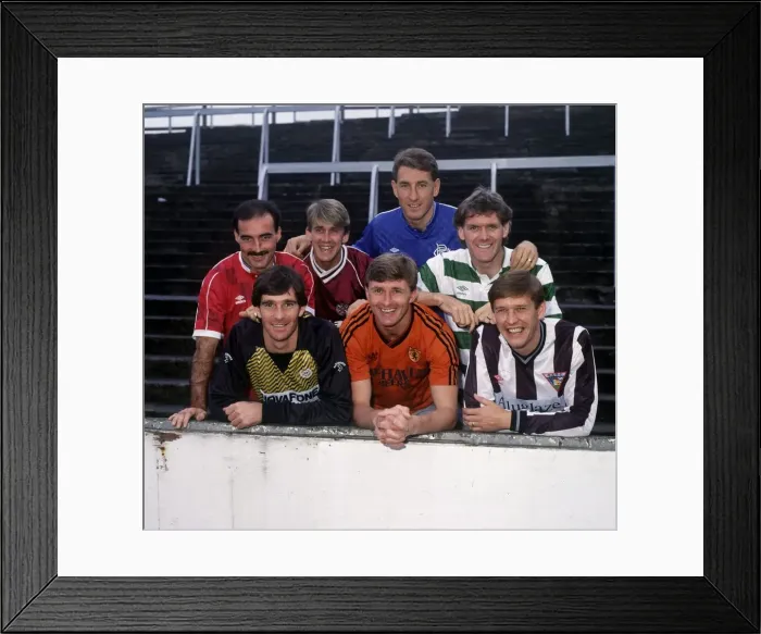 Framed Print : Paul Hegarty with other Premier club captains October 1987 Framed Print : Paul Hegarty with other Premier club captains October 1987