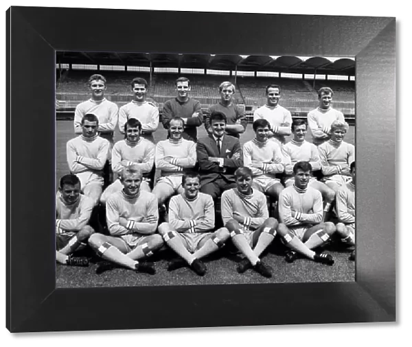 Coventry City Football Club first team group photo. Back Row: Kearns, Roberts