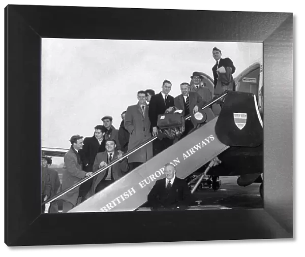 Manchester United Team at Ringway Airport for the European cup match with Borussia