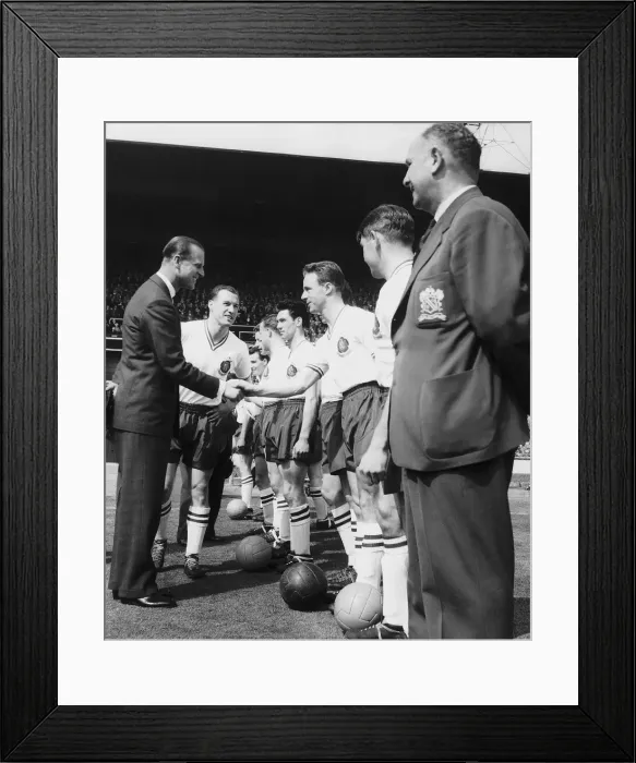 Framed Print : FA Cup Final at Wembley Stadium. Bolton Wanderers 2 v Manchester United 0 Framed Print : FA Cup Final at Wembley Stadium. Bolton Wanderers 2 v Manchester United 0