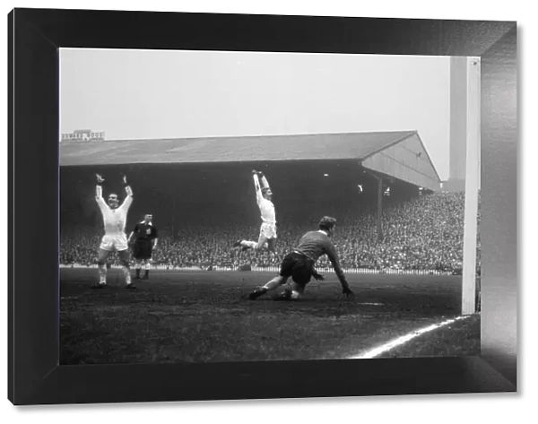 FA Cup Quarter Final at Old Trafford February 1964 Manchester United 3 v Sunderland
