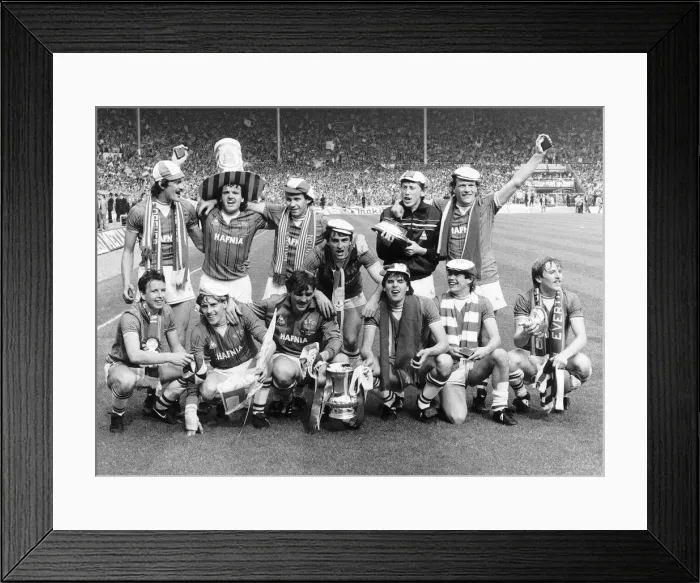 Framed Print : FA Cup Final 1984 Everton V Watford Everton winning team photo Derek Mountfield John Framed Print : FA Cup Final 1984 Everton V Watford Everton winning team photo Derek Mountfield John