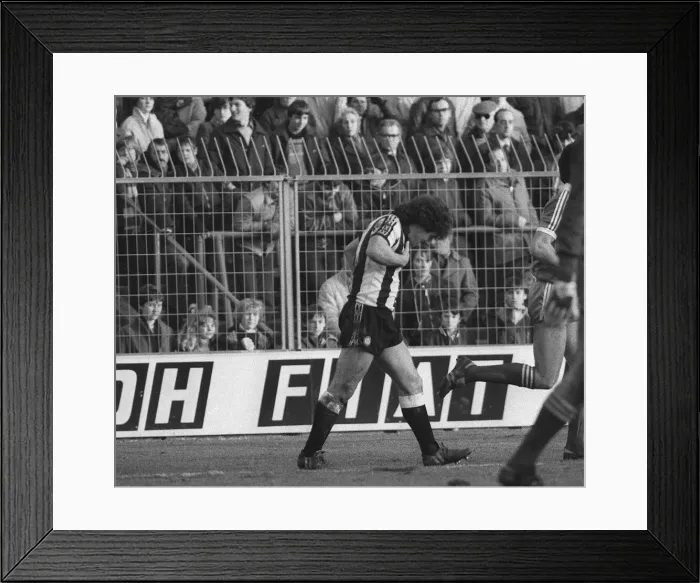 Framed Print : Brighton v Newcastle United in the FA Cup 3rd Round match January 1983 Kevin