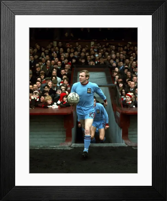 Framed Print : FA Cup 4th Round match at Anfield February 1967 Liverpool v Aston Villa Framed Print : FA Cup 4th Round match at Anfield February 1967 Liverpool v Aston Villa
