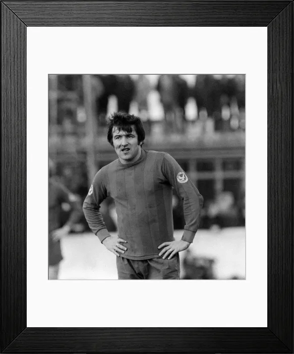 Framed Print : FA Cup Second Round Match November 1974 Tooting and Mitchum v Crystal Palace Framed Print : FA Cup Second Round Match November 1974 Tooting and Mitchum v Crystal Palace