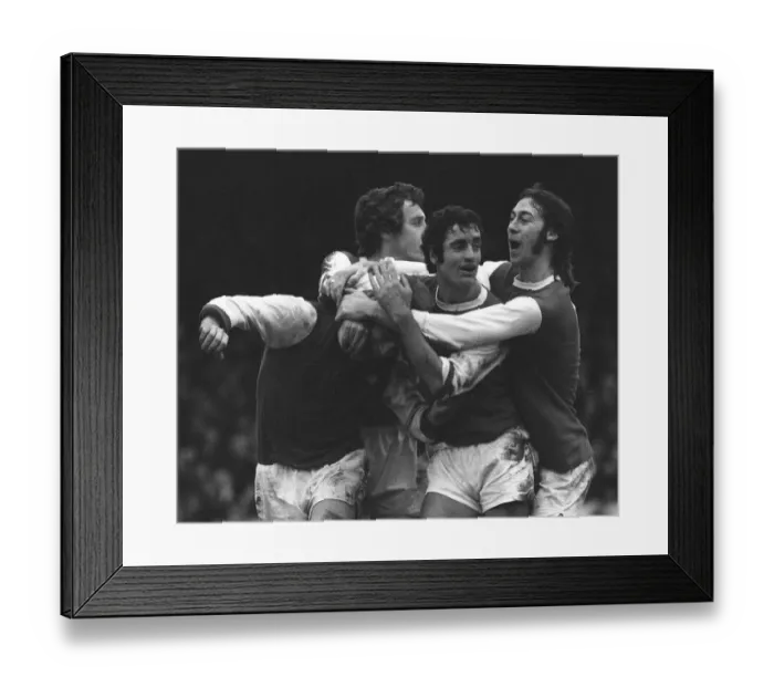 Framed Print : Charlie George Football player for Arsenal Football Club celebrates with George
