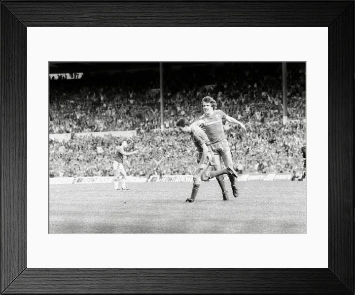 Framed Print : 1986 FA Cup Final at Wembley Stadium Liverpool 3 v Everton 1 Ian Rush Framed Print : 1986 FA Cup Final at Wembley Stadium Liverpool 3 v Everton 1 Ian Rush