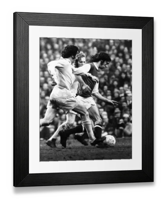 Framed Print : Arsenal footballer Charlie George fights off 2 Bradford defenders as he makes an attack