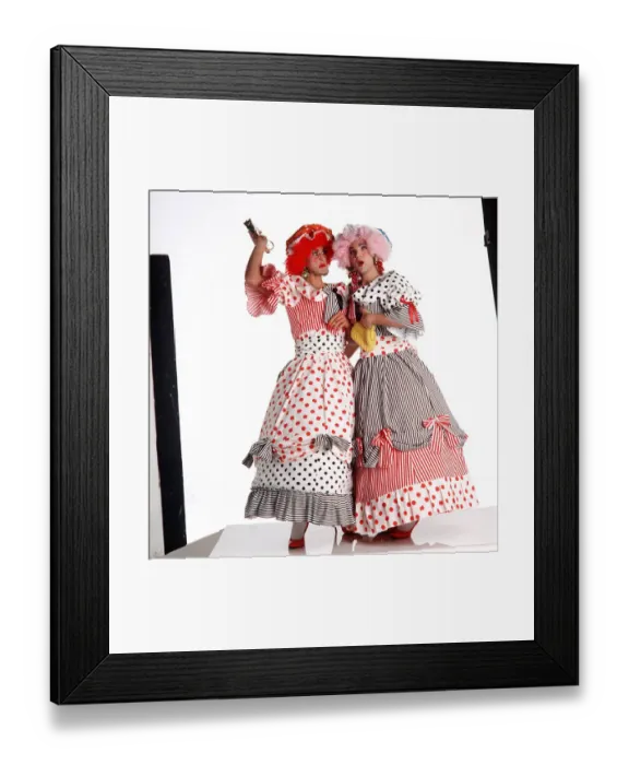 Framed Print : Vinny Jones and Neil Ruddock in drag for panto season as the ugly sisters msi A©Mirrorpix Framed Print : Vinny Jones and Neil Ruddock in drag for panto season as the ugly sisters msi A©Mirrorpix