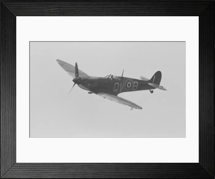 Framed Print : Supermarine Spitfire Mk IIa P7350 is the oldest airworthy Spitfire in the world Framed Print : Supermarine Spitfire Mk IIa P7350 is the oldest airworthy Spitfire in the world