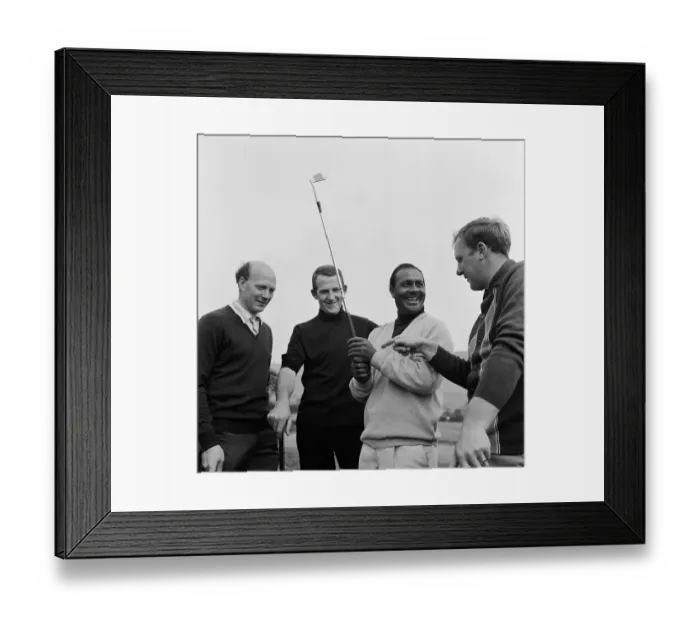Framed Print : South African golfer Sewsunker Sewgolum at Stalybridge Stamford golf club where he Framed Print : South African golfer Sewsunker Sewgolum at Stalybridge Stamford golf club where he