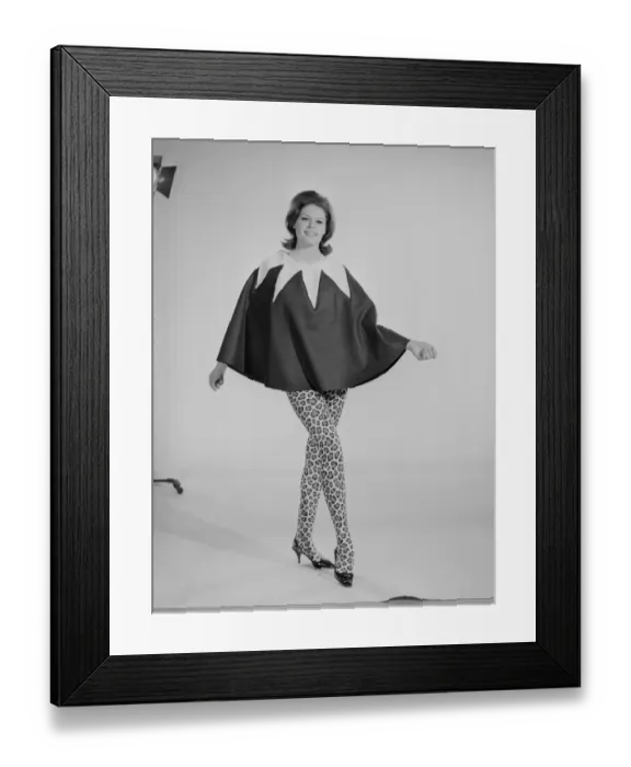 Framed Print : Reveille Fashion Feature Reveille Model Gloria James seen here modelling Skirt Framed Print : Reveille Fashion Feature Reveille Model Gloria James seen here modelling Skirt