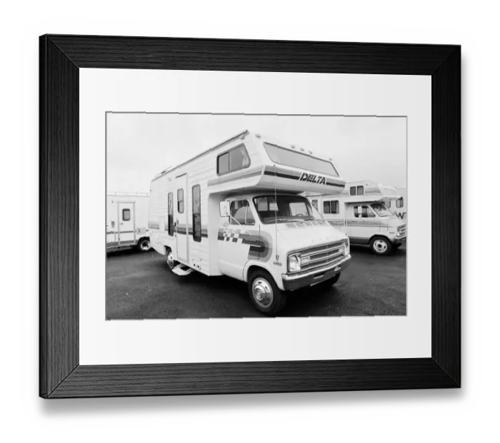 Framed Print : Delta Motorhome. 30th December 1977. Local Caption watscan - 03  /  02  /  2010