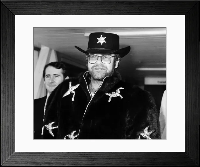 Framed Print : Elton John the singer November 1981
