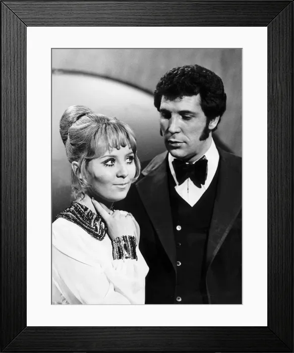 Framed Print : Tom Jones Singer with Lulu