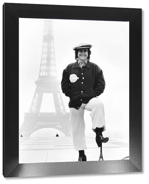 Elton John on tour in Paris in front of the Eiffel Tower