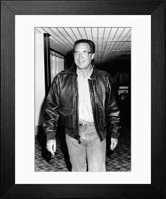 Framed Print : Tom Jones the singer arriving at london Airport Framed Print : Tom Jones the singer arriving at london Airport