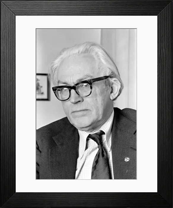 Framed Print : Michael Foot: Labour party MP. S74-5663 Local Caption planman - 03 / 03 / 2010 Framed Print : Michael Foot: Labour party MP. S74-5663 Local Caption planman - 03 / 03 / 2010