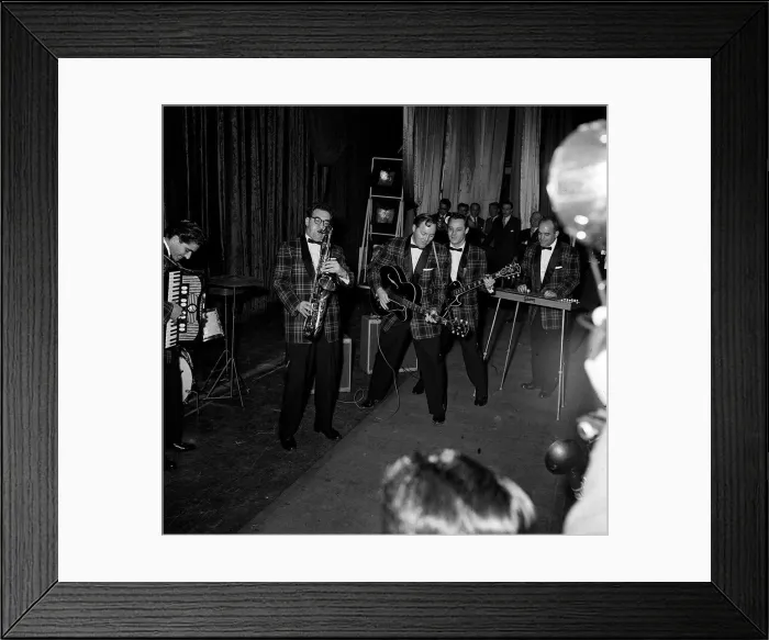 Framed Print : Bill Haley and His Comets tour of Britain which was largely sponsored by the Daily Mirror Framed Print : Bill Haley and His Comets tour of Britain which was largely sponsored by the Daily Mirror