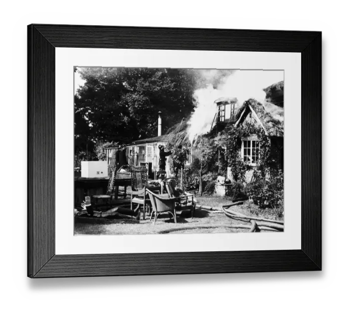 Framed Print : Rolling Stones Keith Richards house, Redlands, on fire in August 1973 Framed Print : Rolling Stones Keith Richards house, Redlands, on fire in August 1973